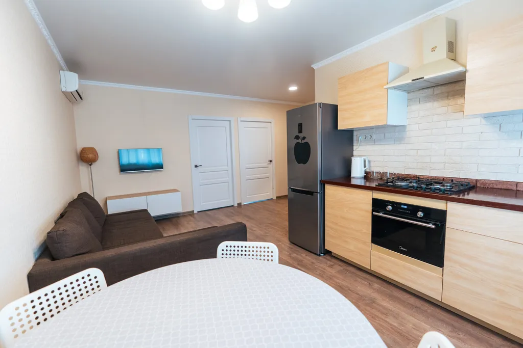 Люкс с кухней-столовой