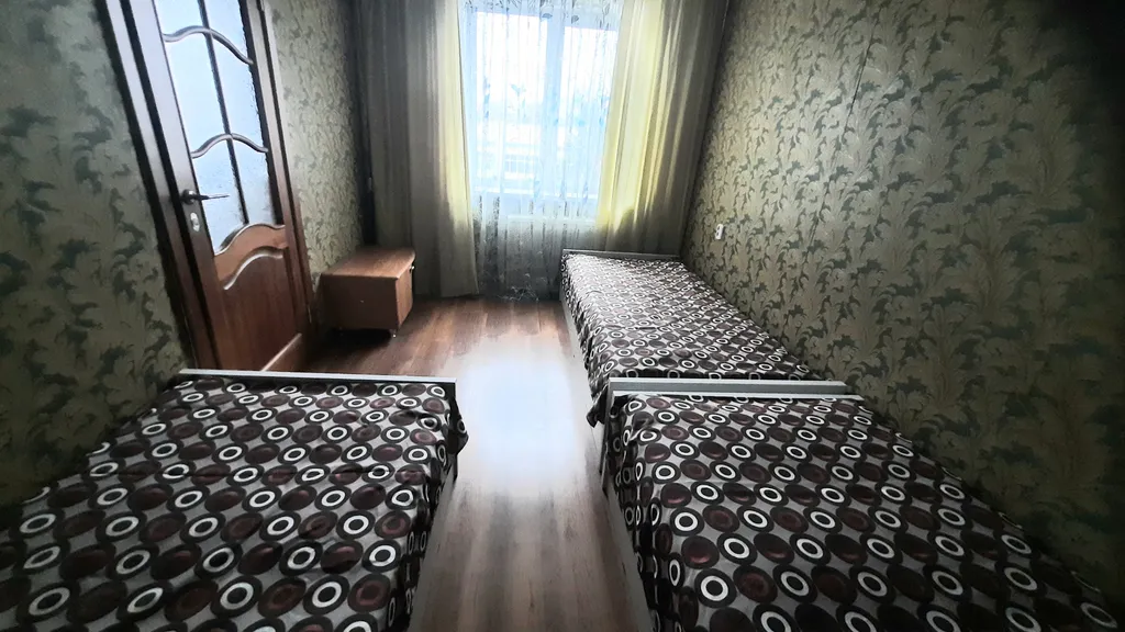 Площадь Ленина, центр 3-х комнатная квартира