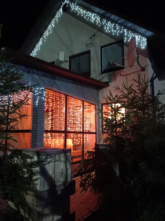 Коттедж Уютный коттедж около озера и леса — Первомайское