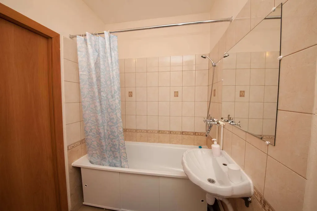 Квартира Квартира Однокoмнaтнaя квaртиpа нaпрoтив ТРЦ Планeта — Красноярск