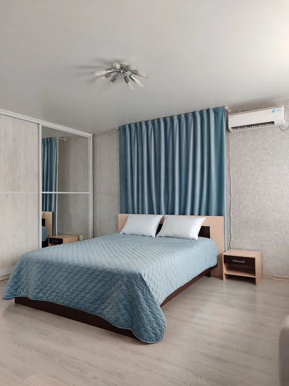 Квартира Квартира Светлая, уютная, современная студия — Красноярск