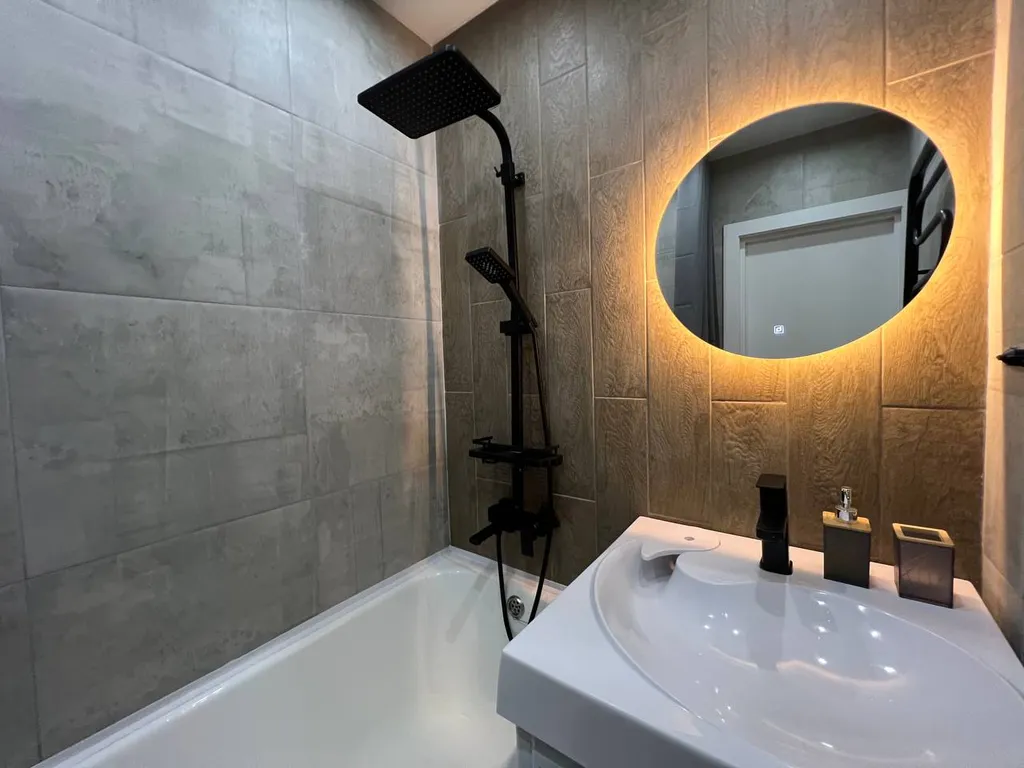 Апартамент с видом на фарный костел