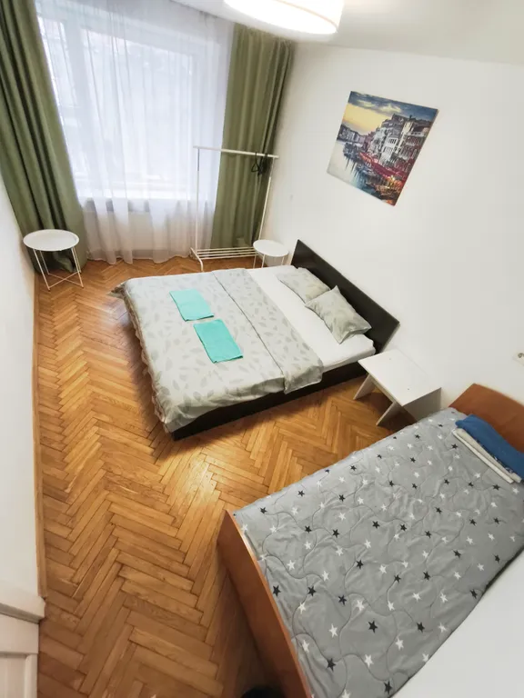 Квартира Трёхместный номер , ул.Веры Хоружей, Комаровский рынок — аренда посуточно в Минск