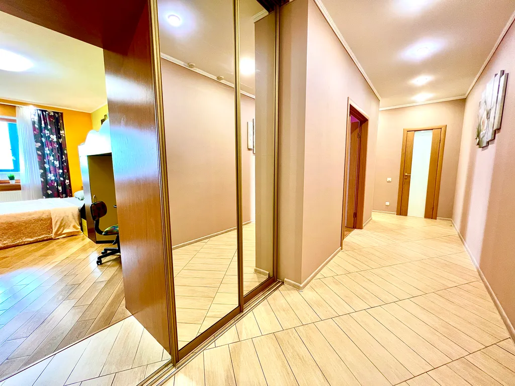 Уютная просторная двушка с видом на реку Волгу