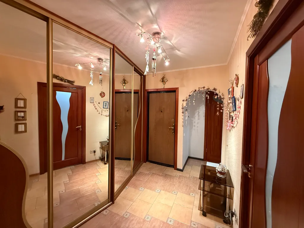 Комната в карибском стиле в трёхкомнатной квартире