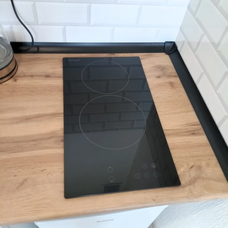 Студия с видом на две реки