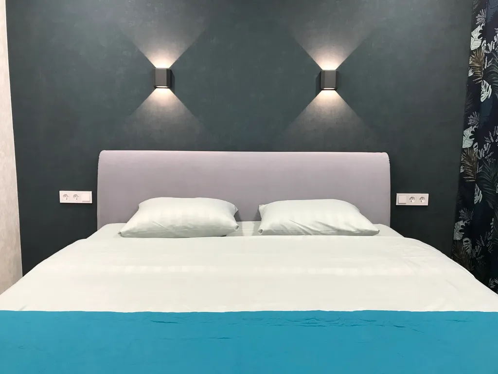 Уютная новая квартира с большой кроватью — аренда посуточно в Барнаул