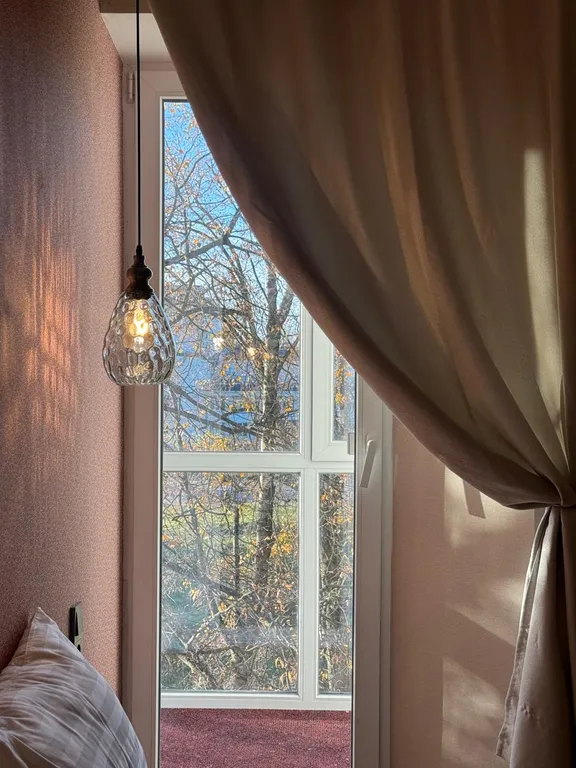 Апартаменты с видом на церковь Двенадцати апостолов