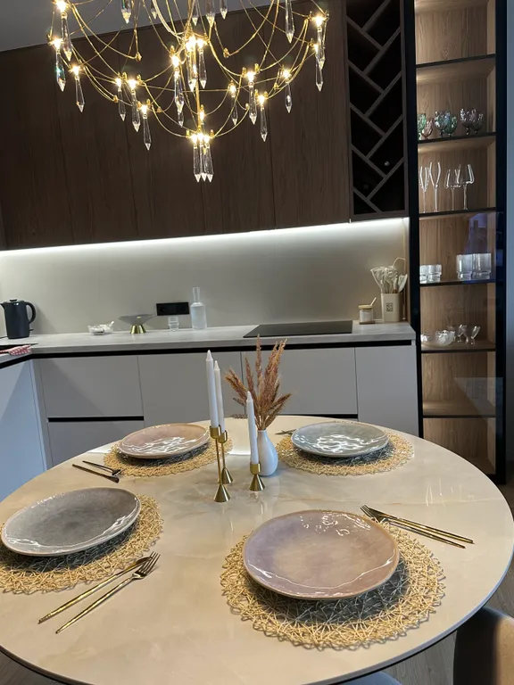 Современные и уютные апартаменты в центре рядом с парком и рекой