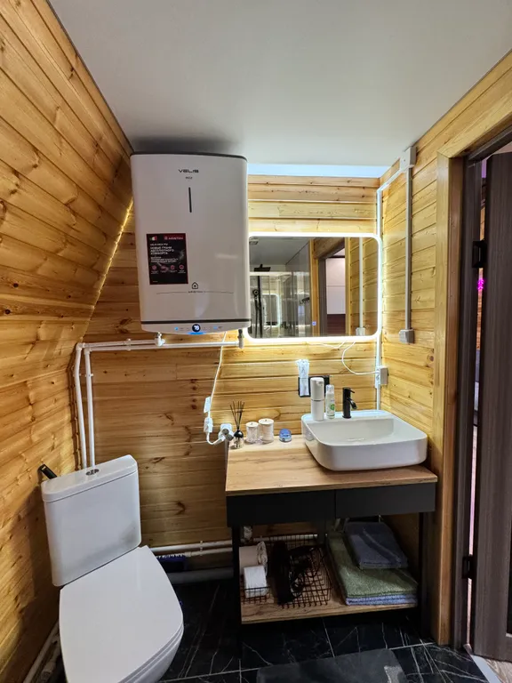 А-фрейм с видом на гору