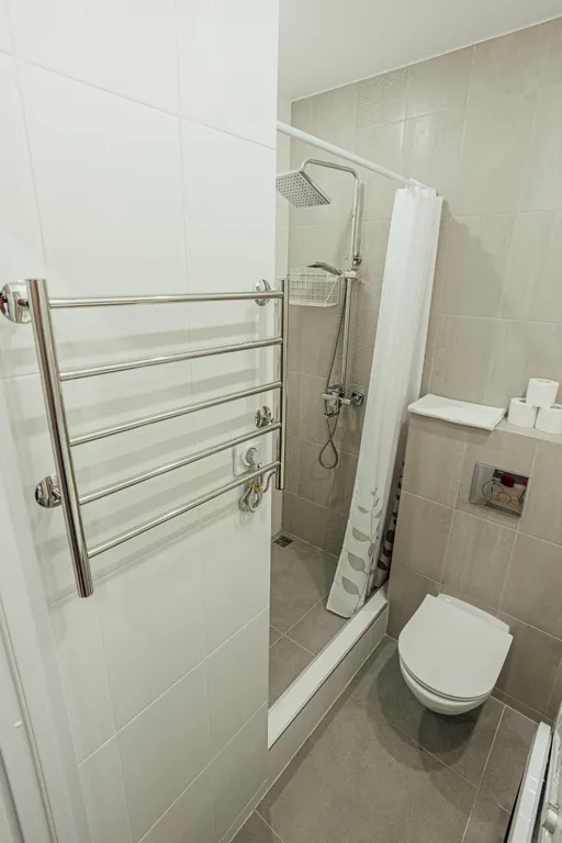 Видовая квартира ViVa MaGenta с панорамным  балконом