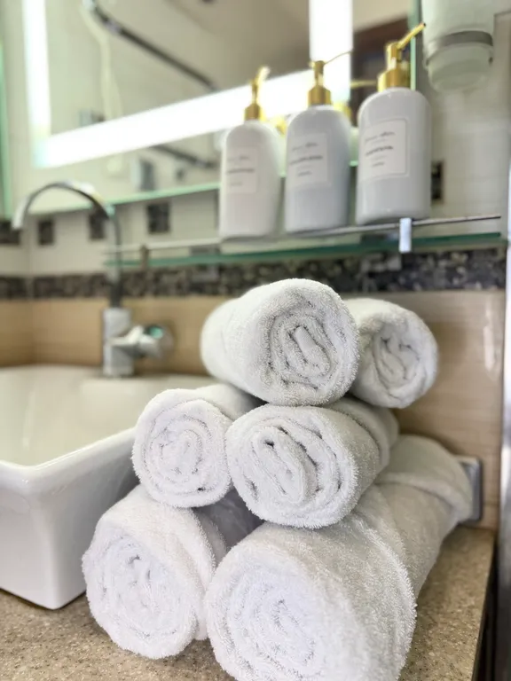 Двухкомнатная квартира в центре с закрытой парковкой