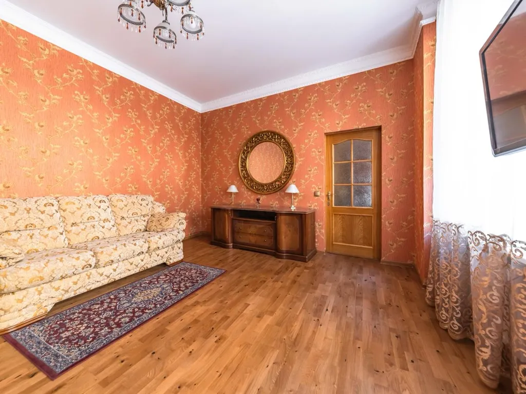 Тайна старого двора