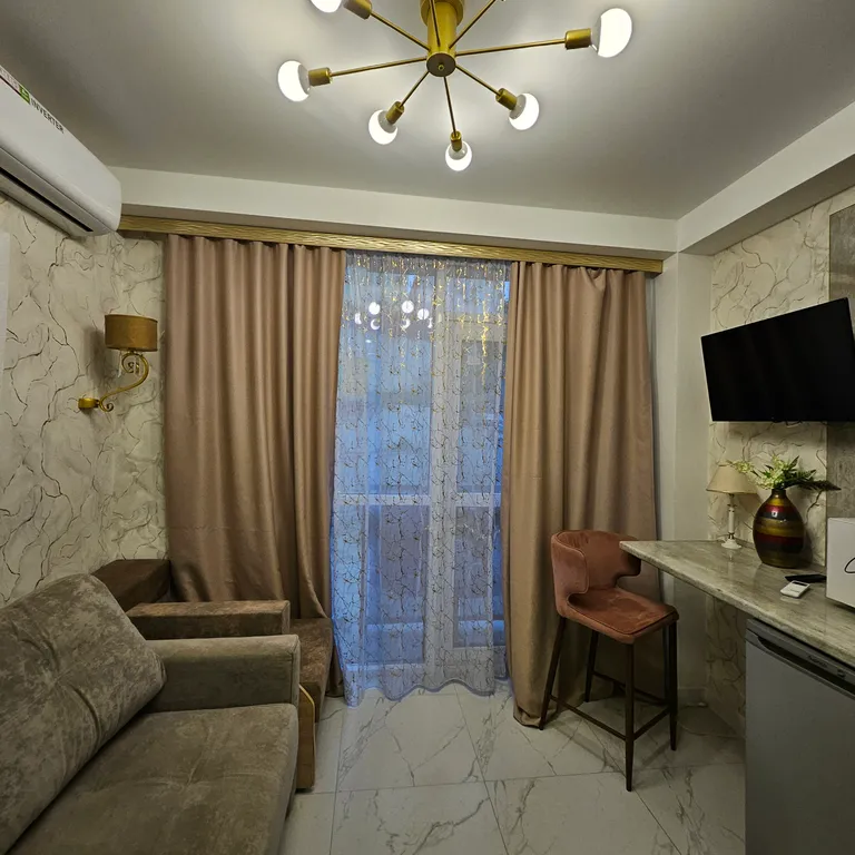 Студия в центре  Сочи