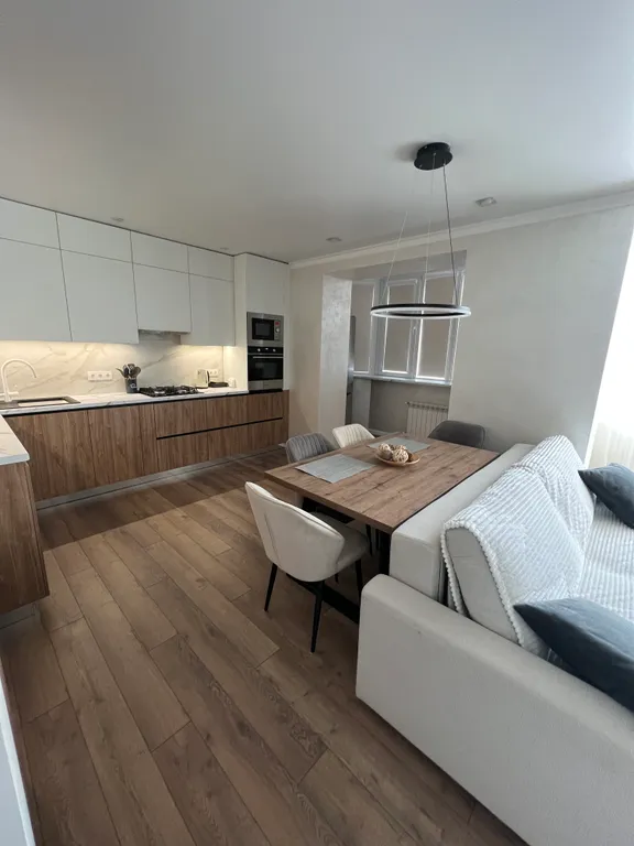 Уютная квартира в хорошем районе — аренда посуточно в Пятигорск