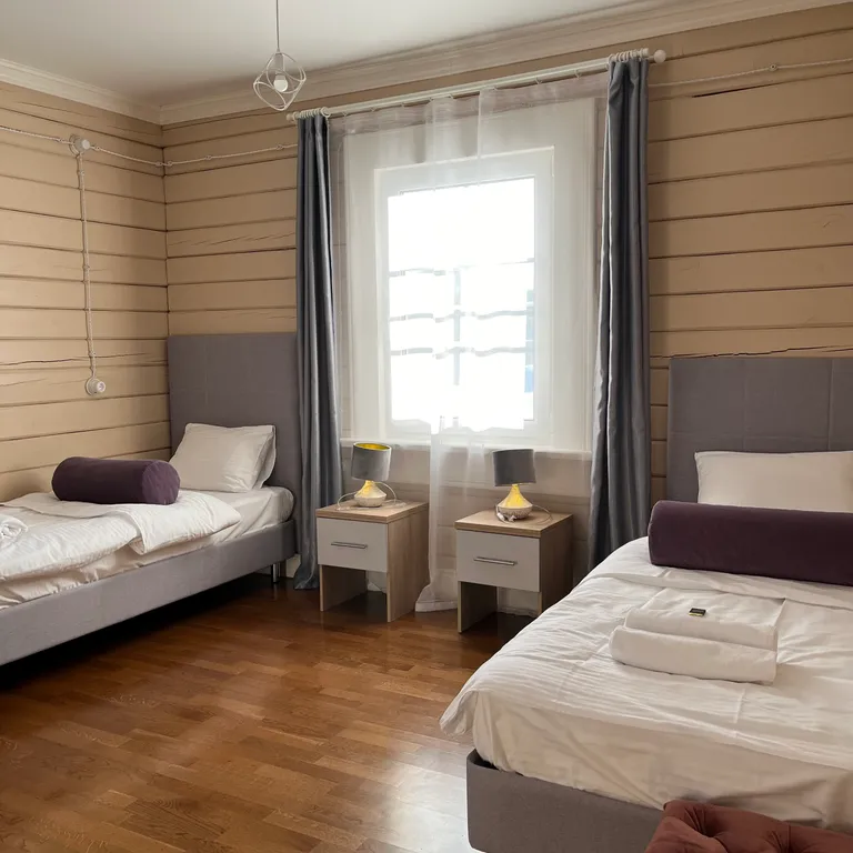 Isotalo - большой дом у озера в карелии, для большой компании