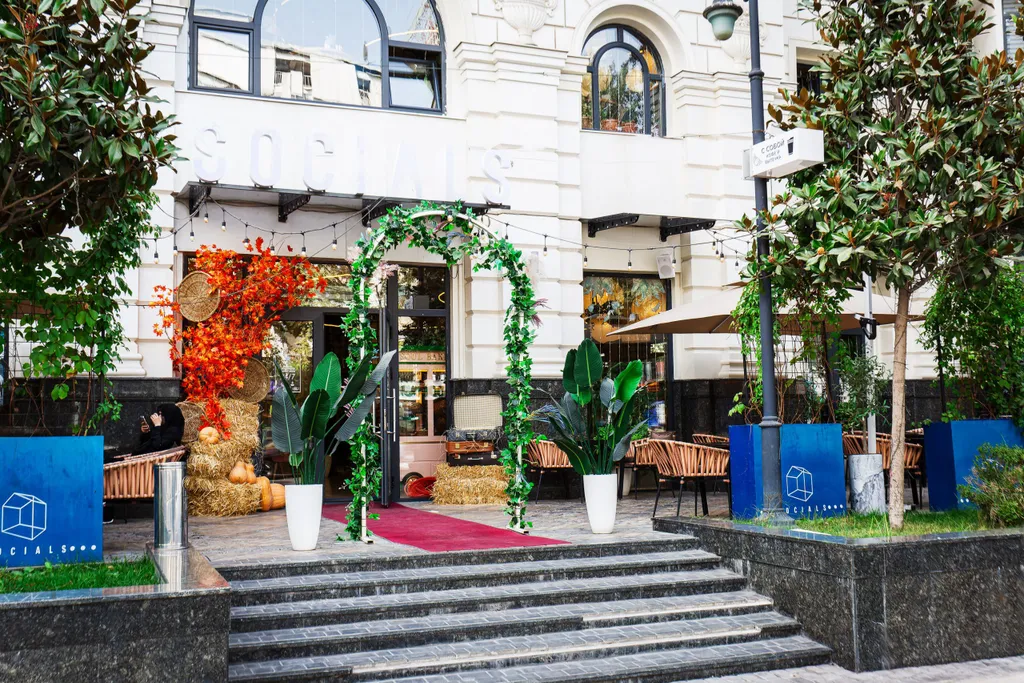 Kazakhstan resident's 171 by Royal rentals