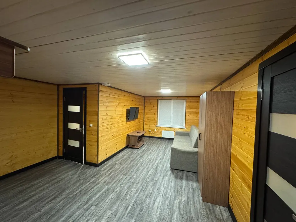 Коттедж на базе отдыха Щукино