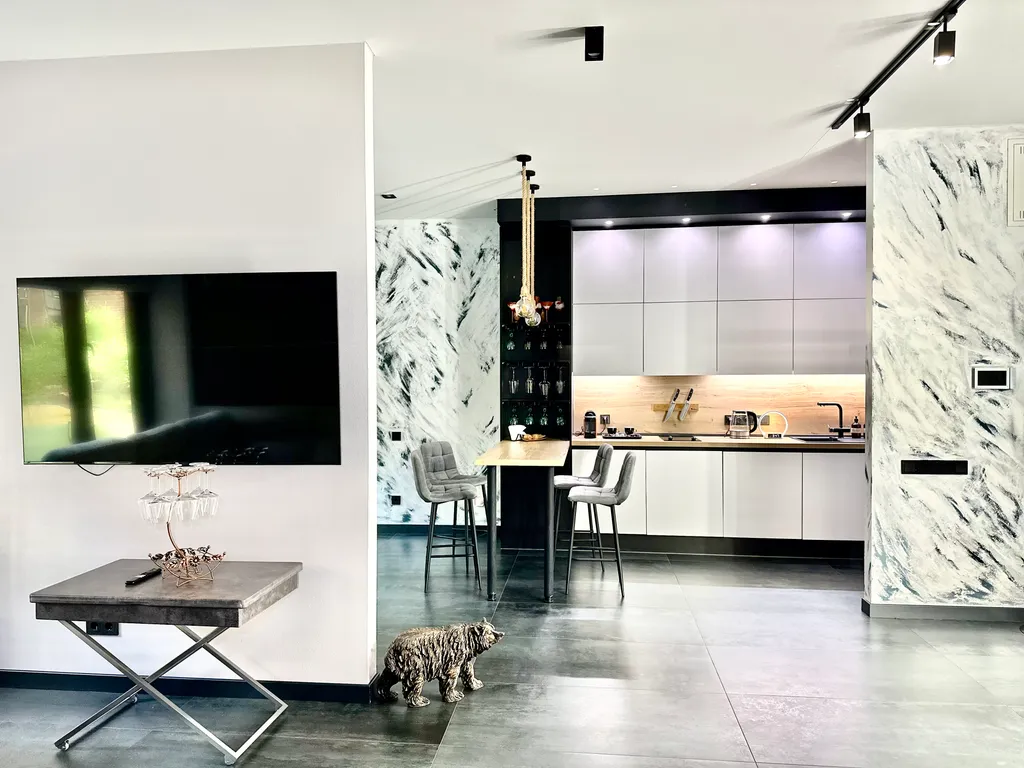 Lux апартаменты на Царской Площади