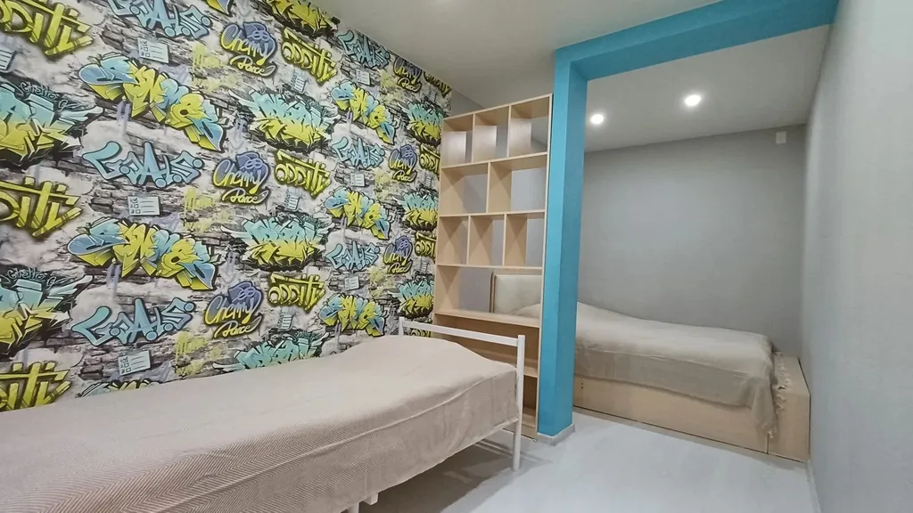 Простая 2-х комнатная квартира, до центра 10 минут