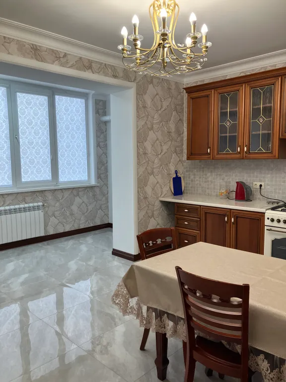 Квартира Просторная, уютная квартира с новым евроремонтом — Каспийск
