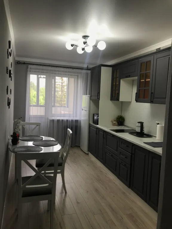 Квартира в центре с красивым видом на Атажукинский парк и горы