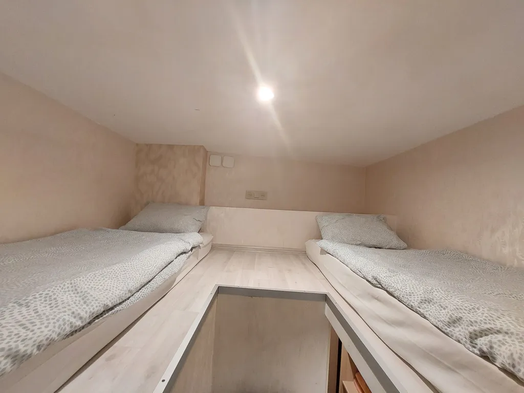 Двухуровневая студия с кондиционером на Невском у вокзала