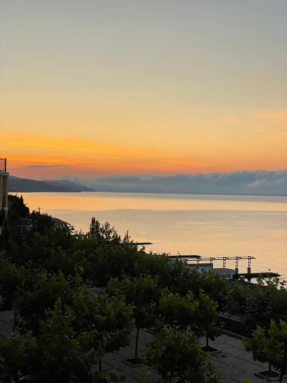 Апартаменты в Алуште с видом на море