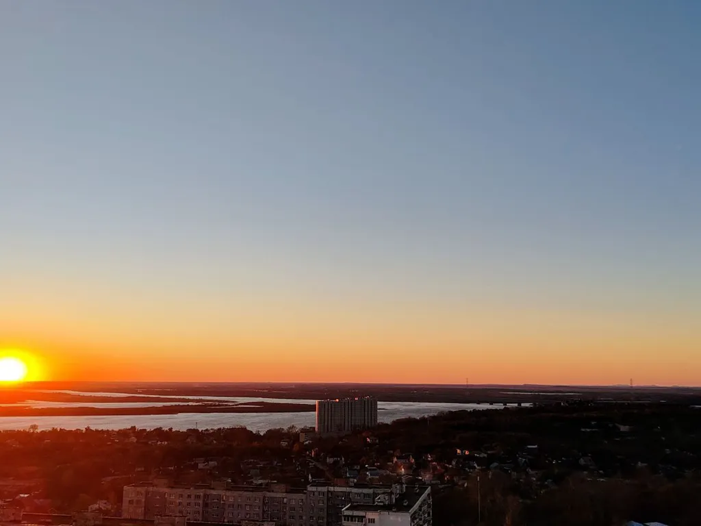 Уютная квартира с панорамным видом на Амур и город