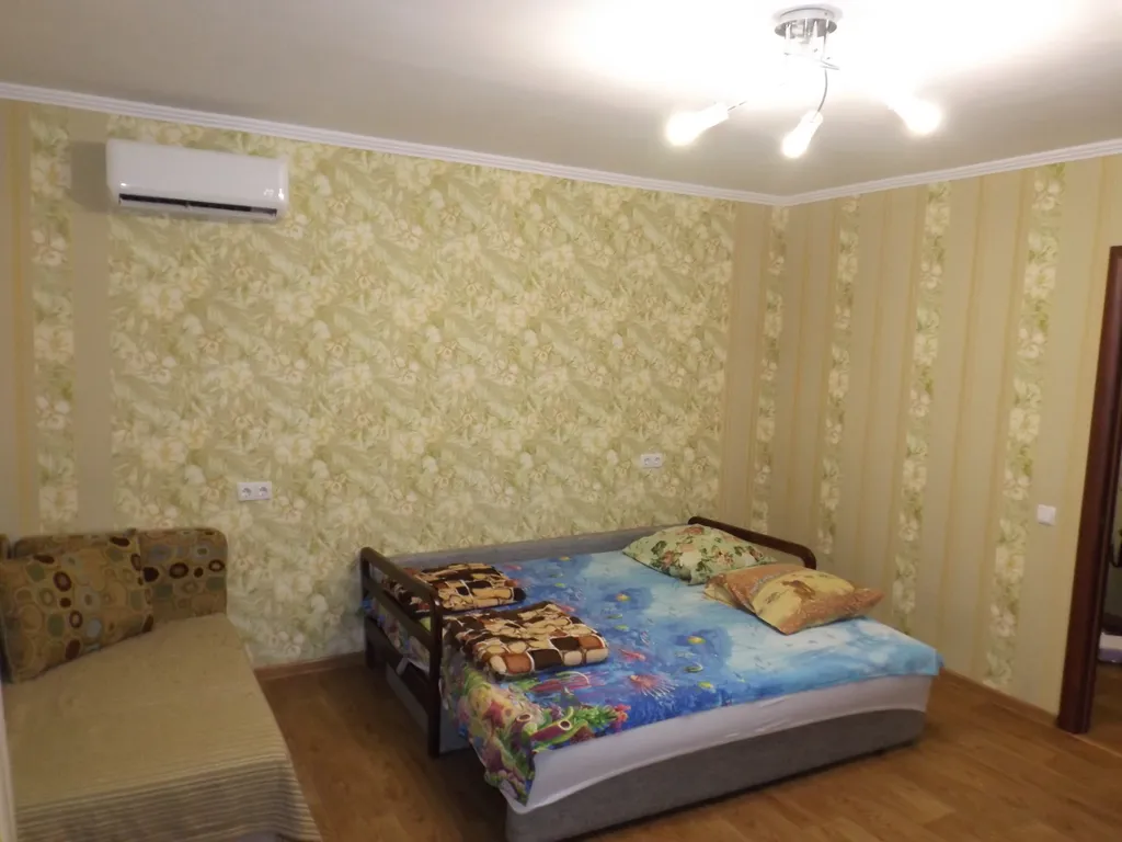 Квартира 2-я квартира у моря в 70 метрах до пляжа — Евпатория