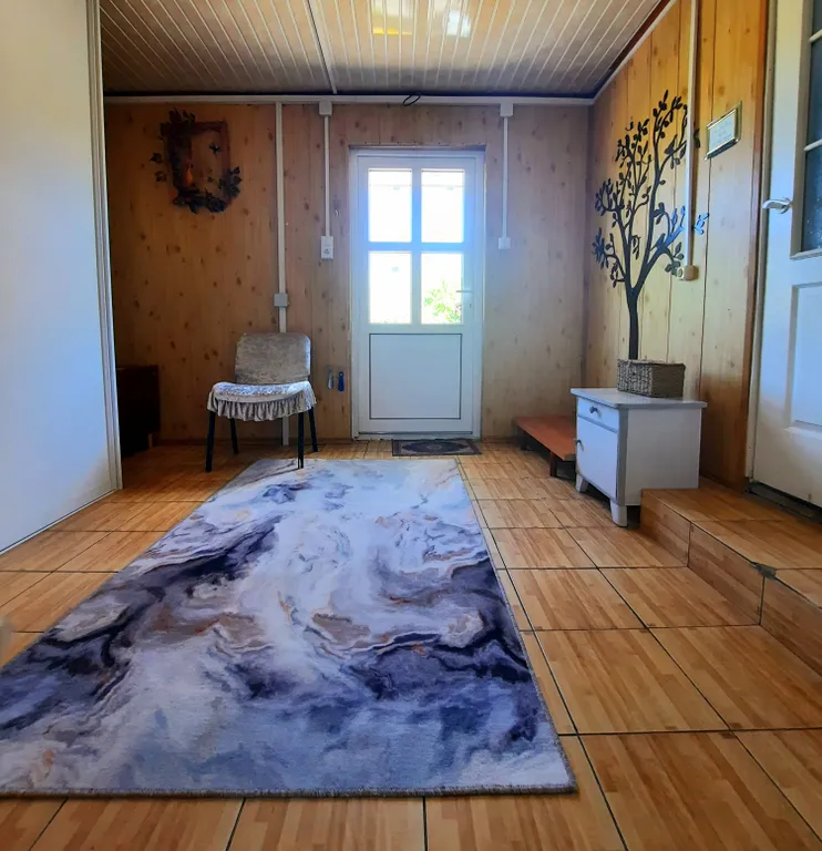 Квартира в одноэтажном доме, в центре