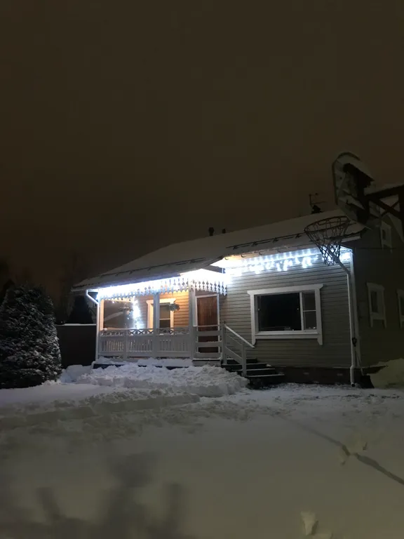 Коттедж Дом для семейного отдыха с баней — Сойкино