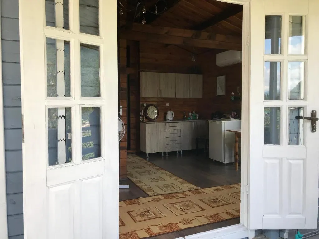 Уютный коттедж под ключ Eco Cottage Marina в центре города