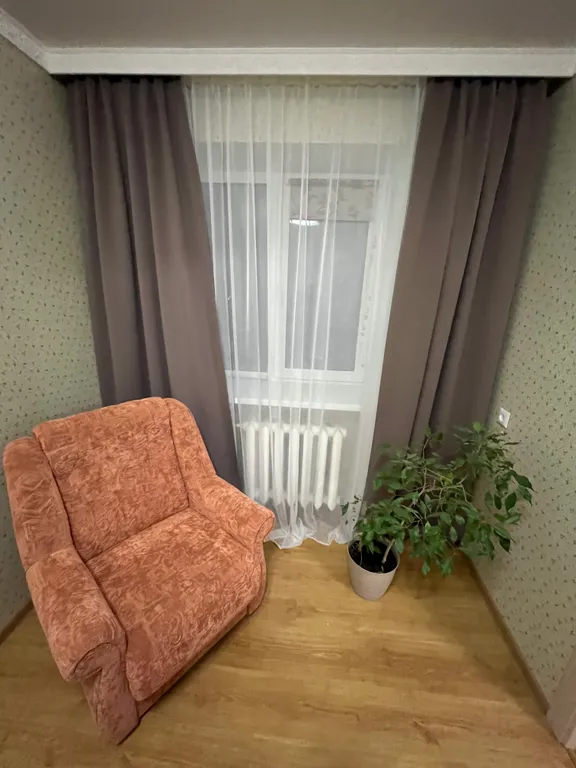 Двухкомнатная квартира у метро грушевка