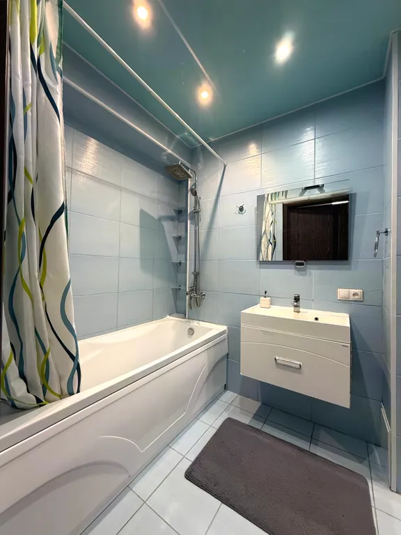 Оренрент двухкомнатная квартира на Просторной