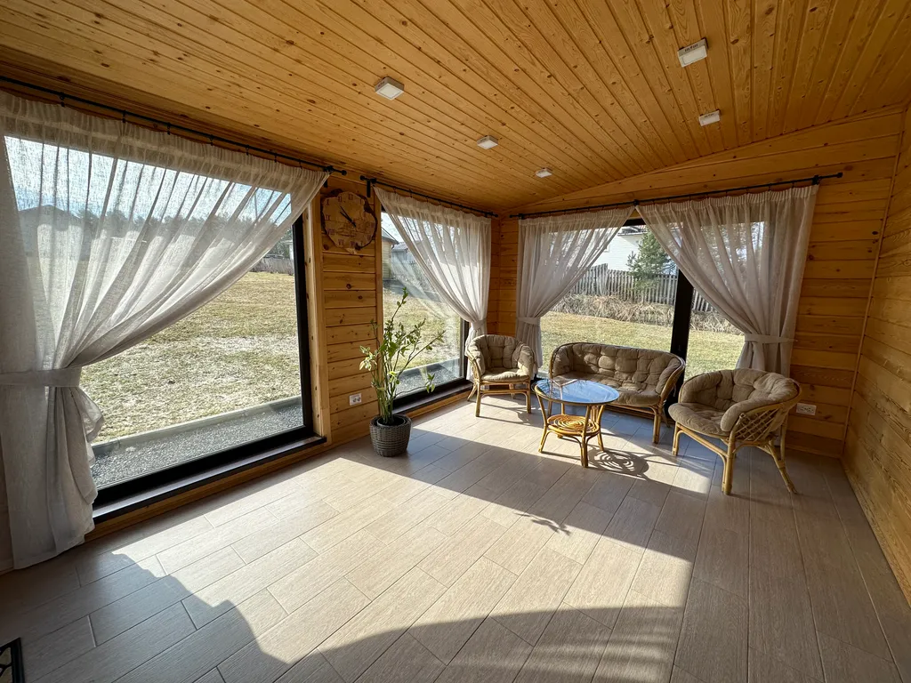 Дом на берегу Ладожского озера