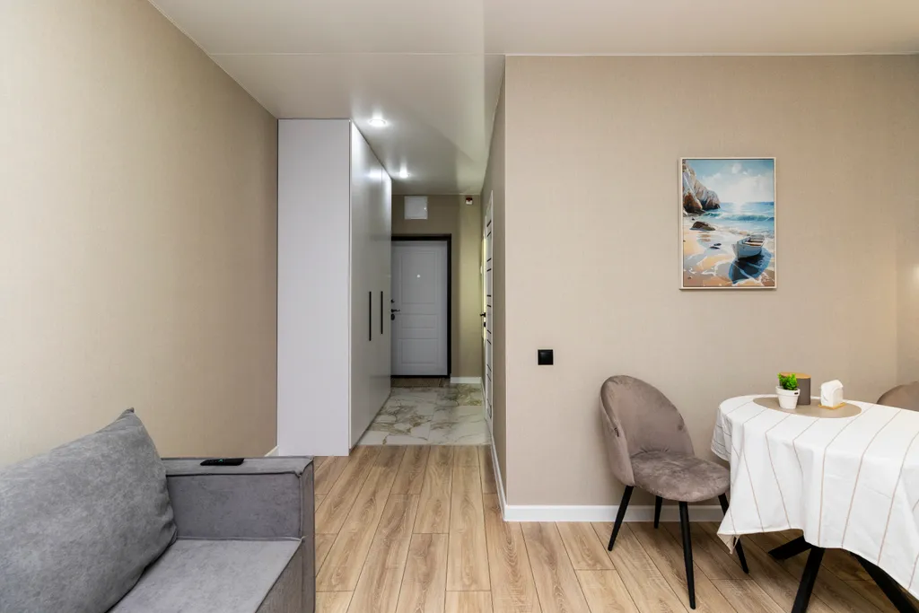 Квартира-студия с дизайнерским ремонтом в новом доме