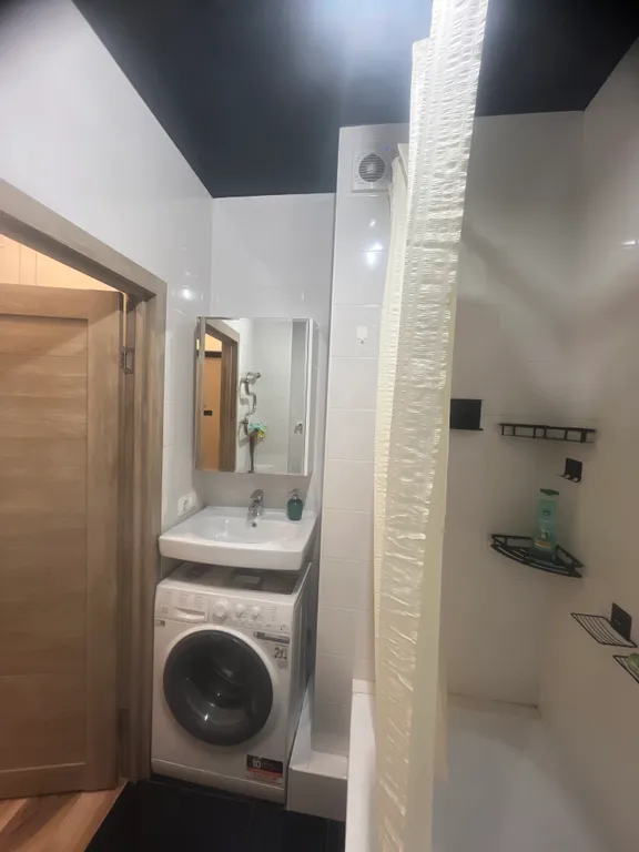 Уютная студия в Паркленд с собственным выходом в парк Оккервиль.