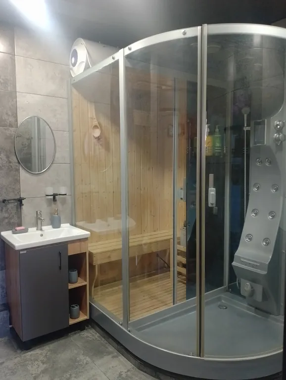 Уютная 2-комнатная квартира с кондиционером в центре города