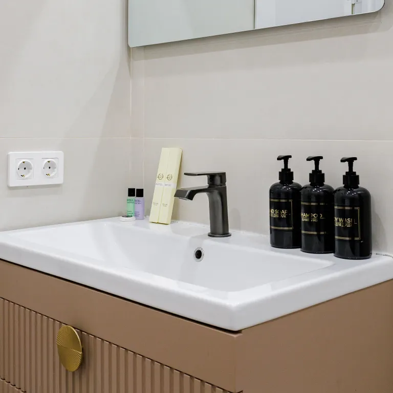 Новая 2-х комнатная квартира в центре левого берега