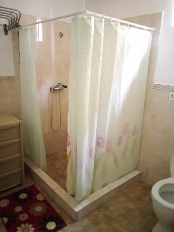 Квартира Квартира Люкс в частном секторе с кухней — Гагра