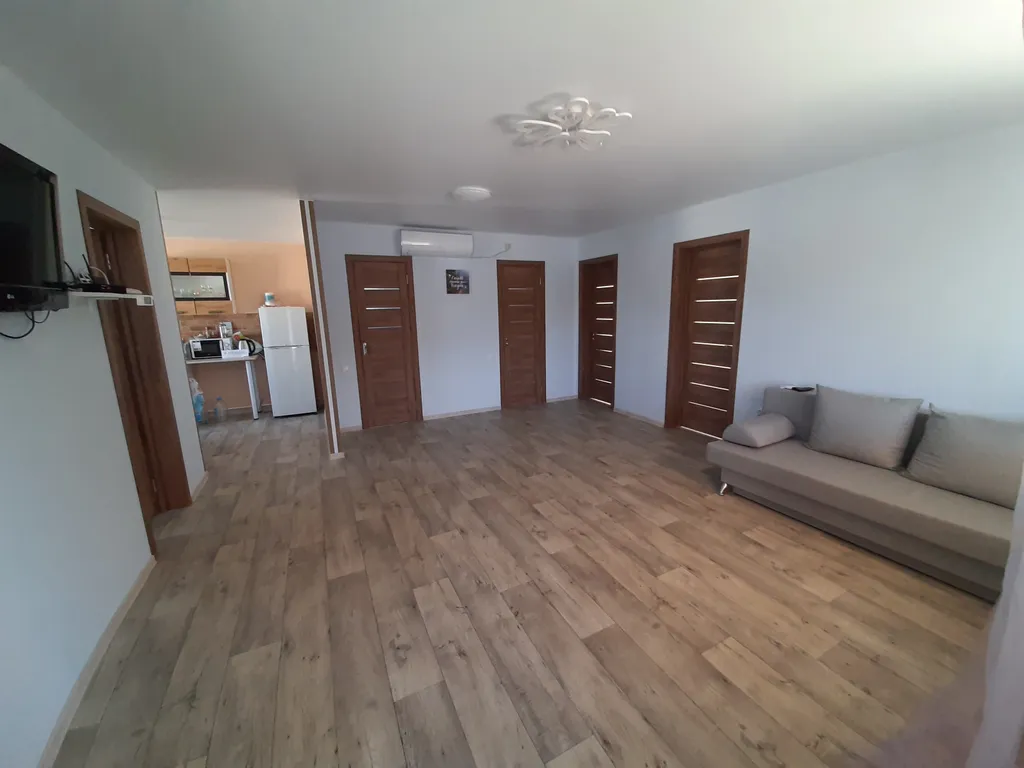 Дом у моря с видом на море