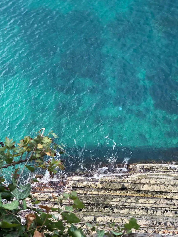 Студия с панорамным видом на море и горы