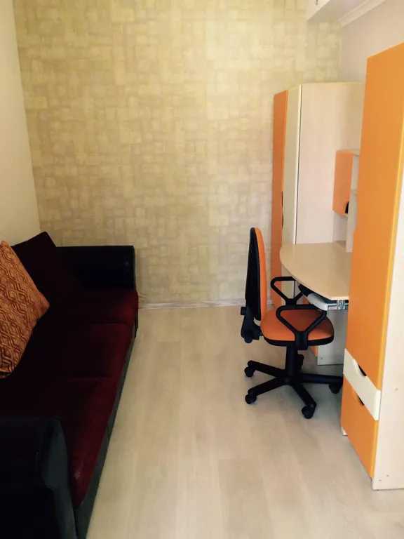 Дом с двориком для вас и парковка