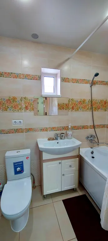 Уютный домик рядом с монастырём и источниками