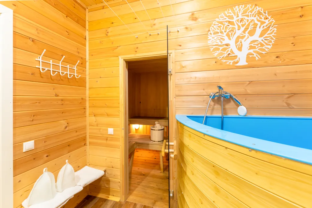 Деревянный Дом с бассейном и сауной в Москве