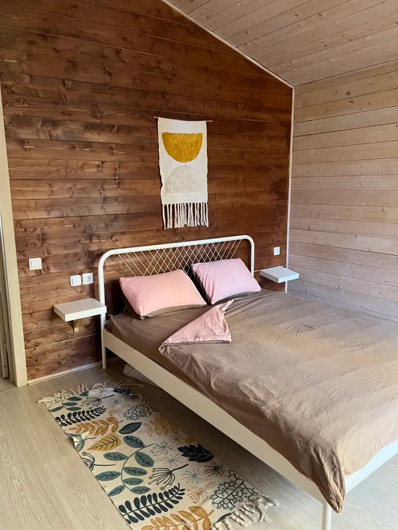 Шале с панорамными окнами и видом на озеро Чебаркуль