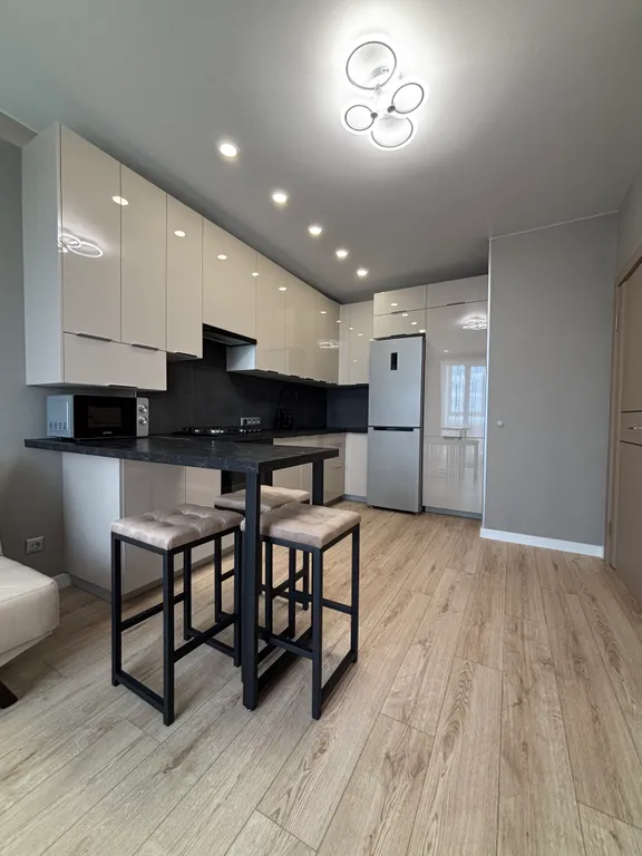 Квартира Квартира в новом доме ЖК«Альпы», в центральном районе Калининграда — Калининград