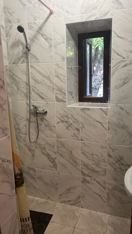 Коттедж Домик во дворе — Кущёвская