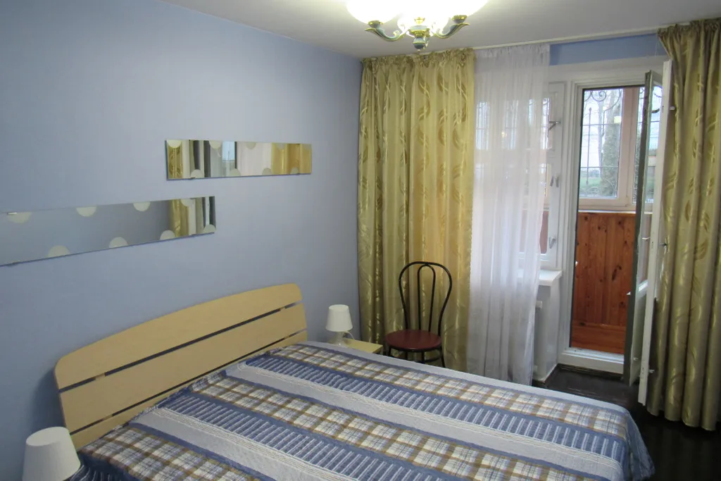 Апартамент у летнего сада с отдельным входом с улицы и террасой